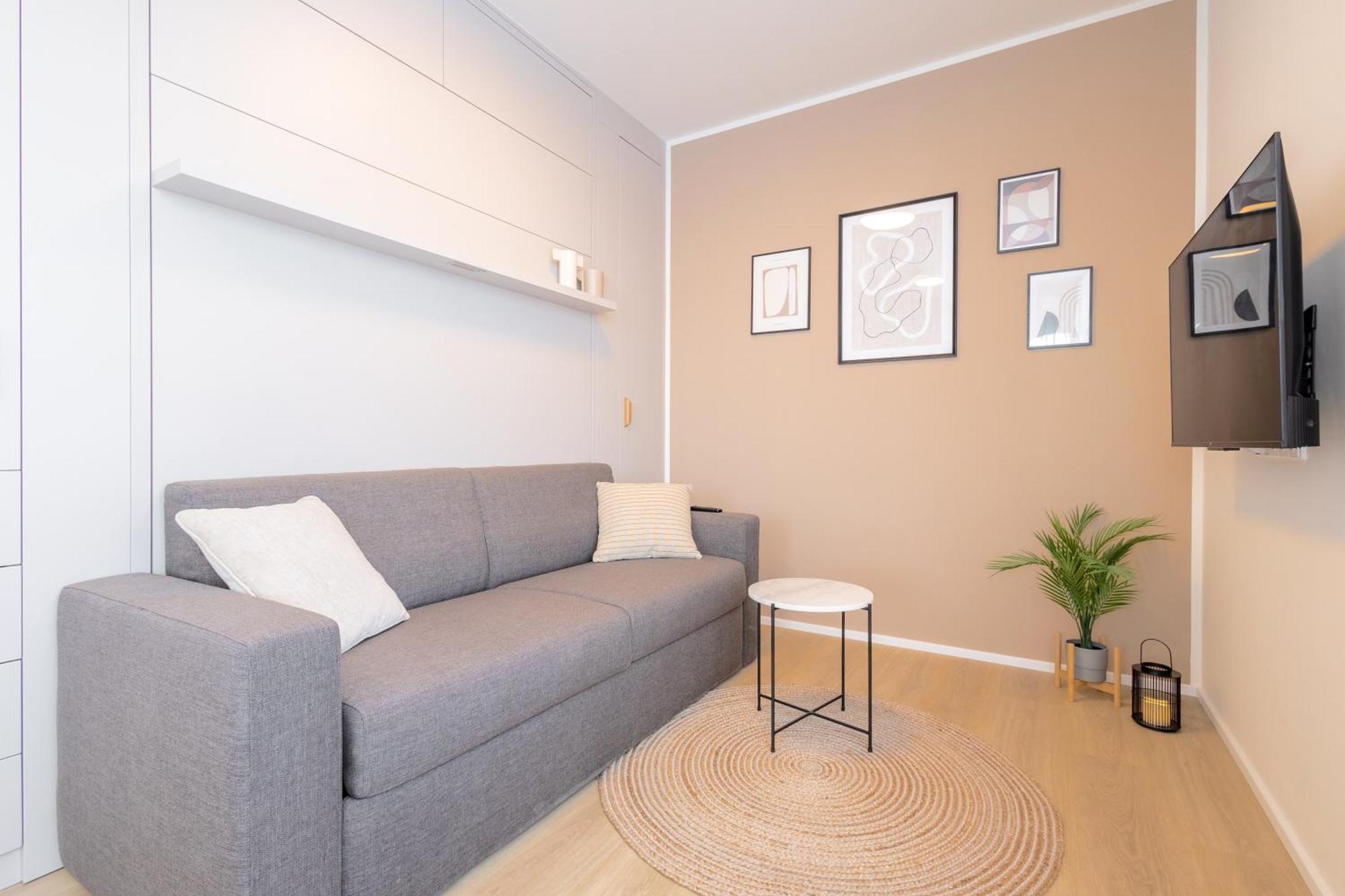Апартаменти Bright 2Br - 8Th Floor, Balcony, Free Parking - By Gravity Прага Екстер'єр фото